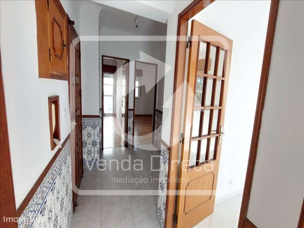 Apartamento T2 com Varanda e Arrecadação | 88 m² | Algueirão-Mem Ma... - Grande imagem: 4/20