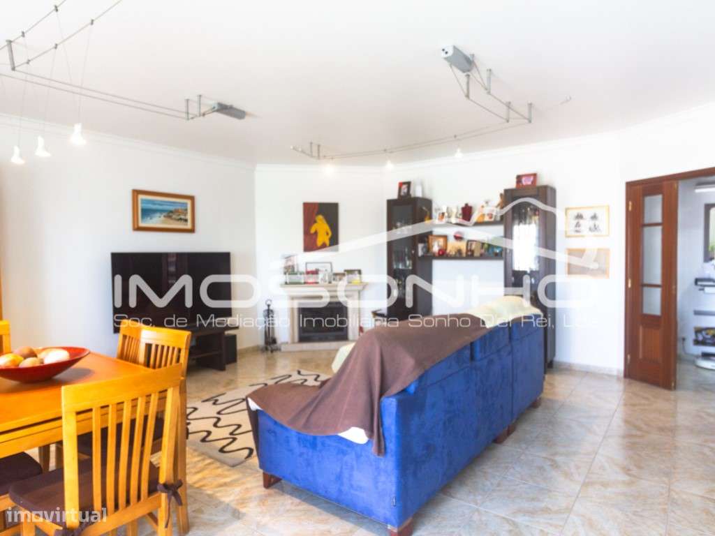 Apartamento T3 duplex, com excelente localização - Grande imagem: 5/24