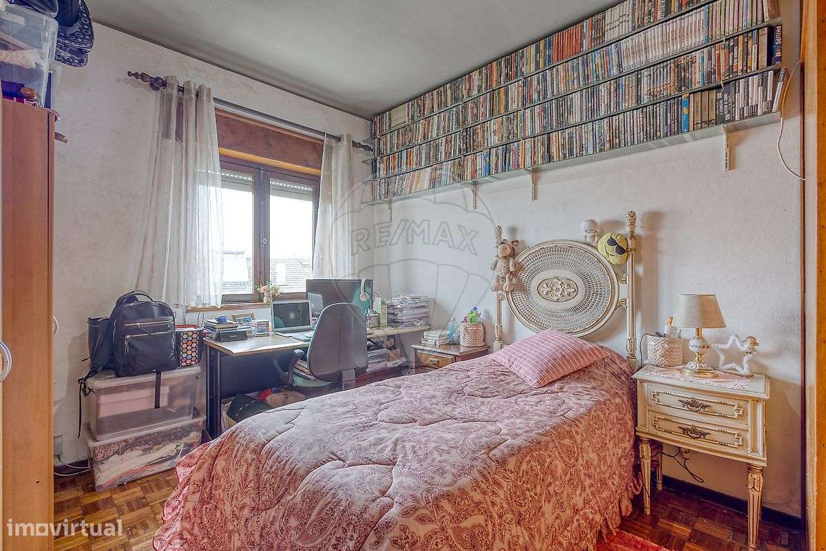 Moradia T5 para venda-18