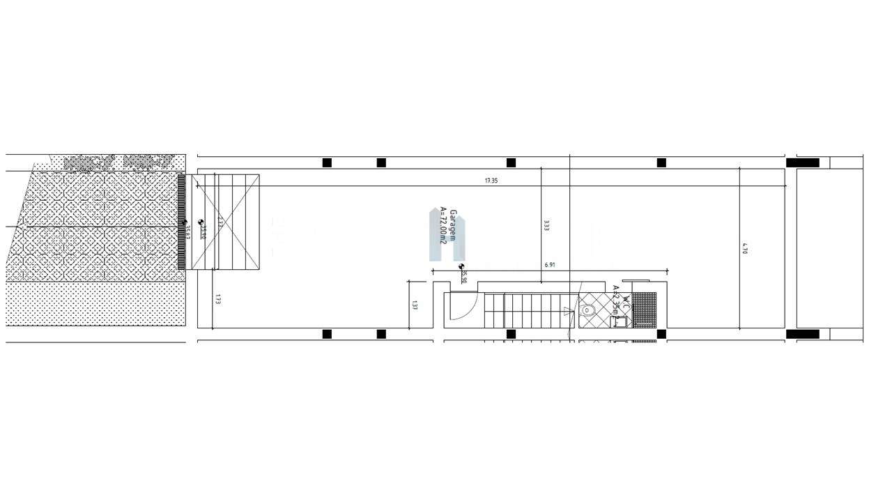 Moradia, semi-nova, com piscina e garagem-31