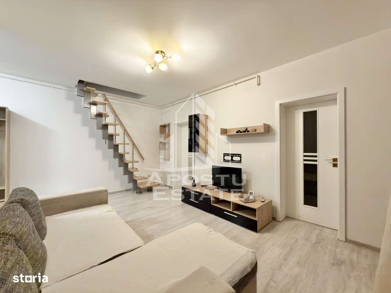 Apartament cu 2 camere mobilat si utilat in Giroc la asfalt langa ESO. - Imagine principală: 3/13