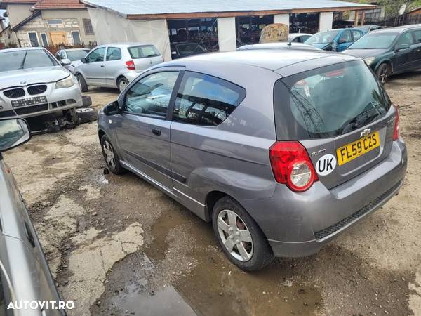 dezmembrez Chevrolet aveo 1206cm,benzina - 4