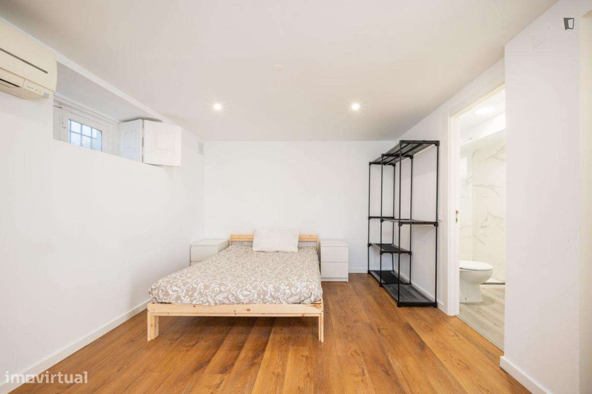 Estúdio - localizado em São Jerónimo Coimbra - Grande imagem: 2/5