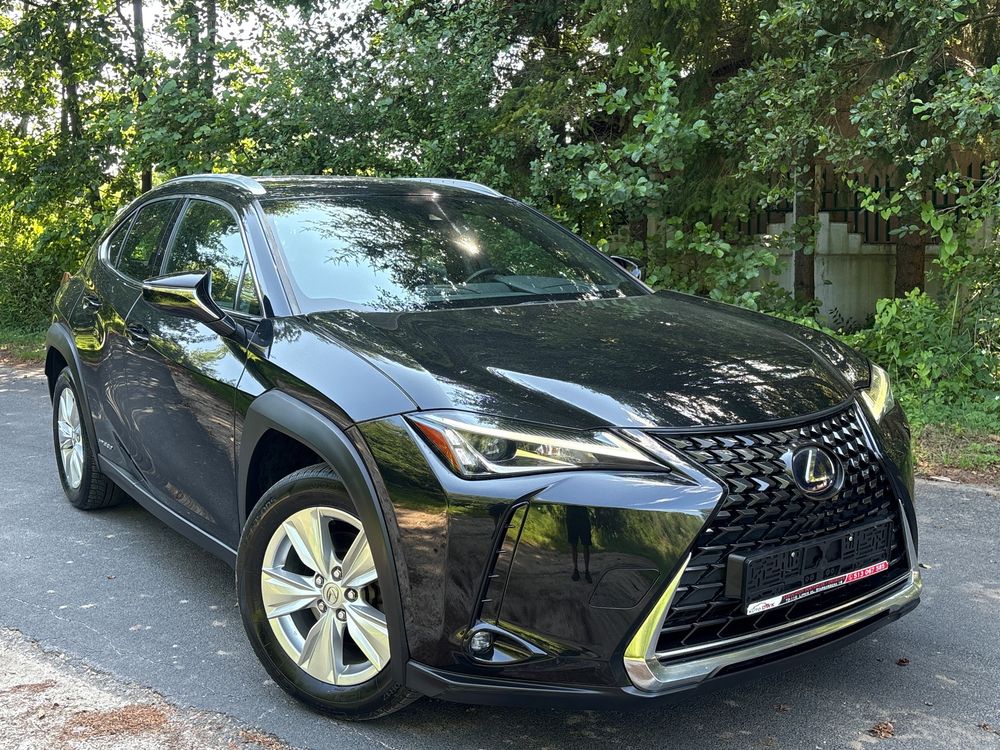 Lexus UX 2020