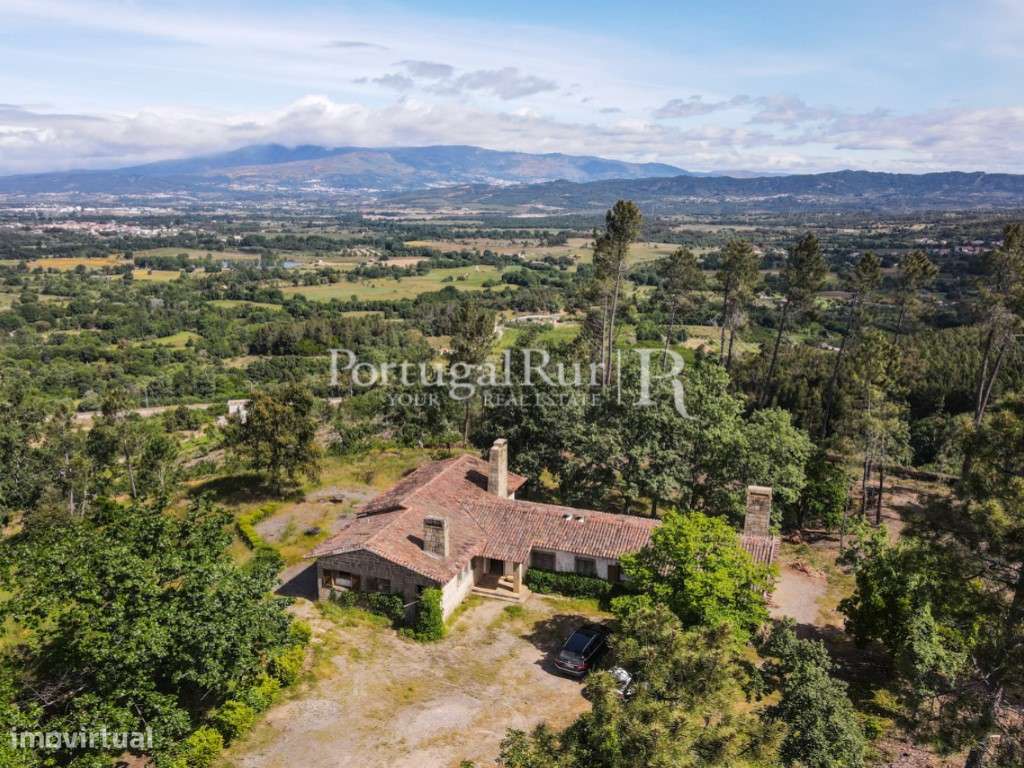 Quinta de 4 ha com 3 casas e cerejeiras no Fundão, ideal para turismo - Grande imagem: 5/60