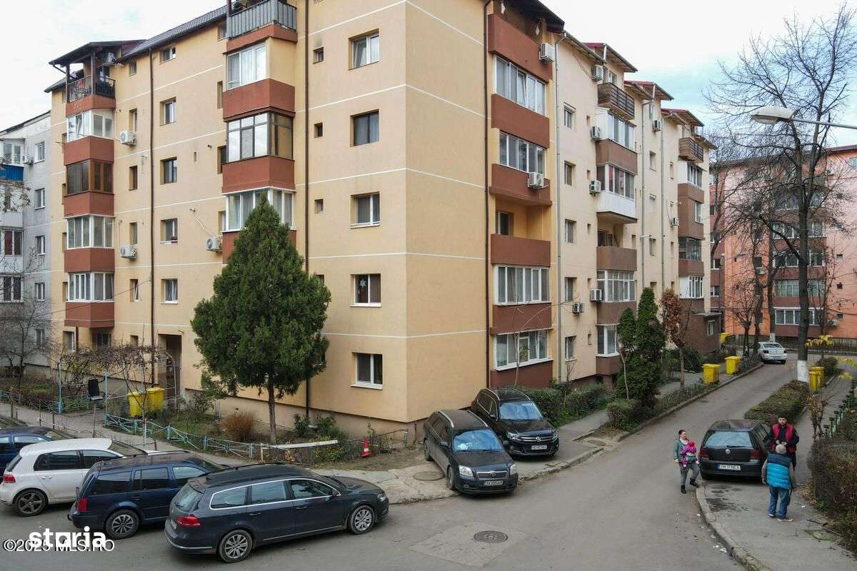 Simion Barnutiu - 3 Camere, 2 Bai, Etaj 3, Centrala Proprie, La Cheie-17