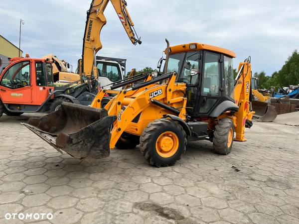 JCB 2CX - 6