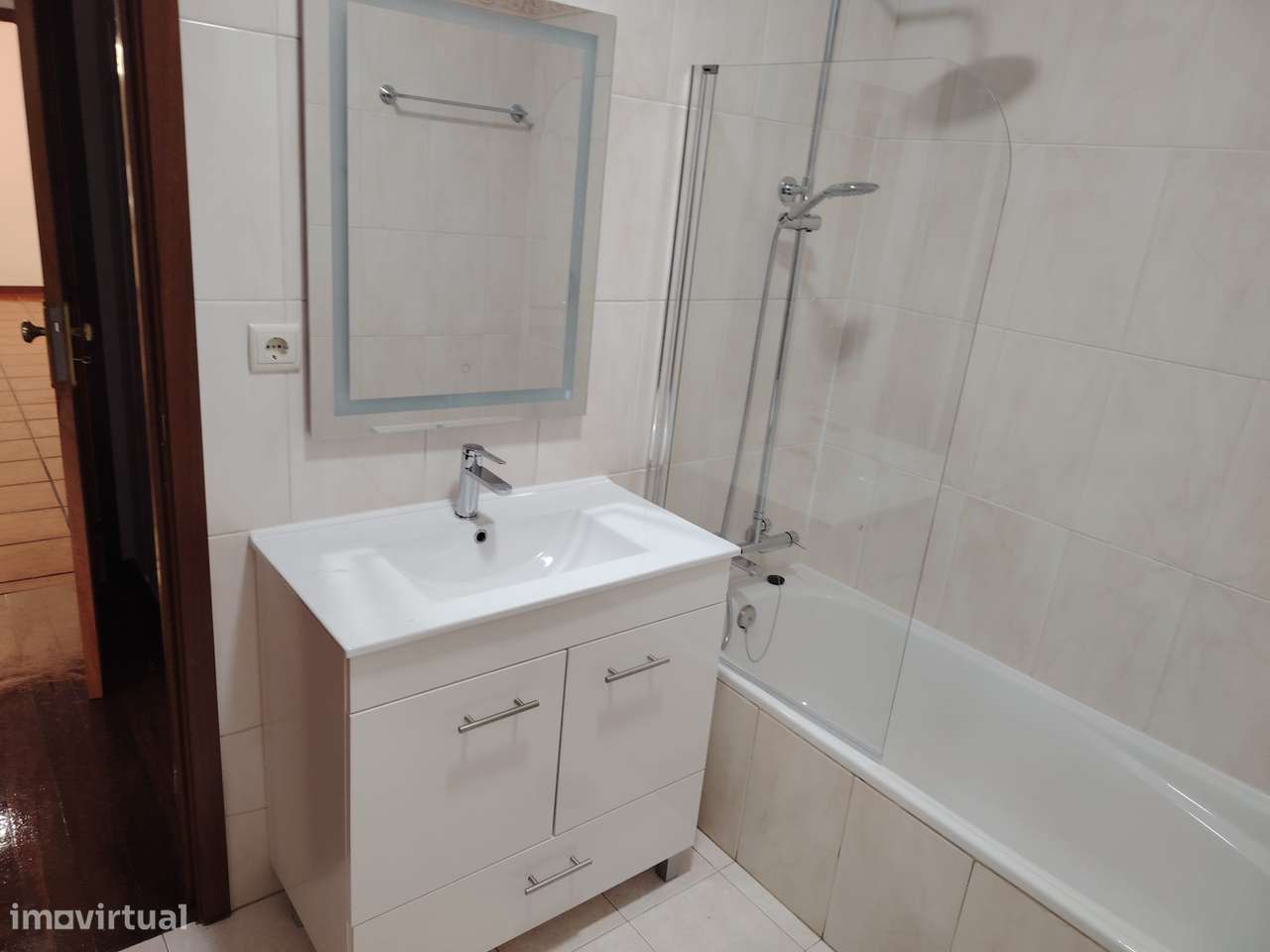 Apartamento, T2, lugar garagem em Canidelo - Grande imagem: 4/16