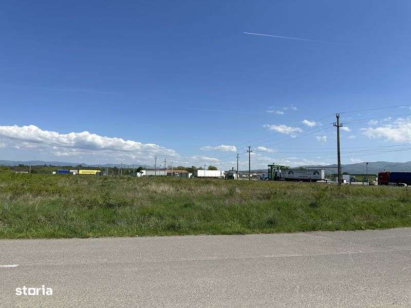 Teren intravilan - Imagine principală: 4/7
