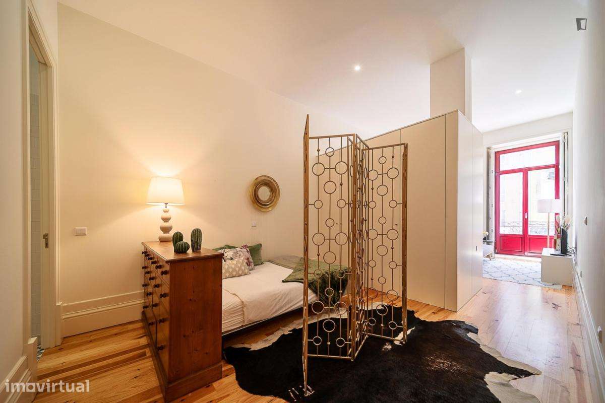 Estúdio - localizado em Santo Ildefonso Porto - Grande imagem: 2/10