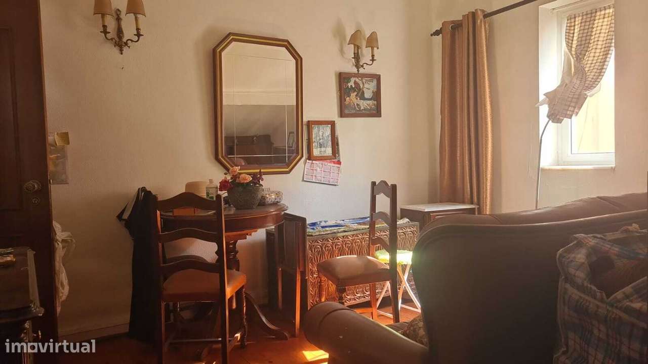 Apartamento T2+1 situadi no Alto de Santo Amaro - Grande imagem: 5/27