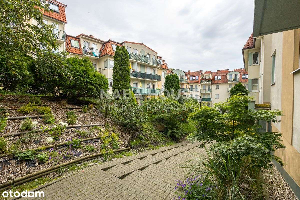 Eleganckie 4-pokojowe mieszkanie z balkonem-15