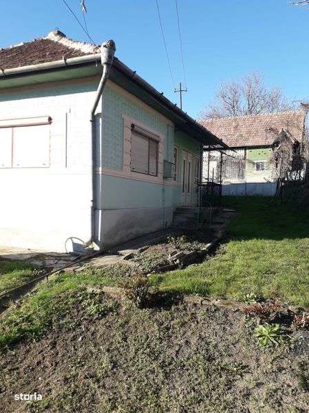 Casa de vanzare in sat Delenii - Imagine principală: 4/6