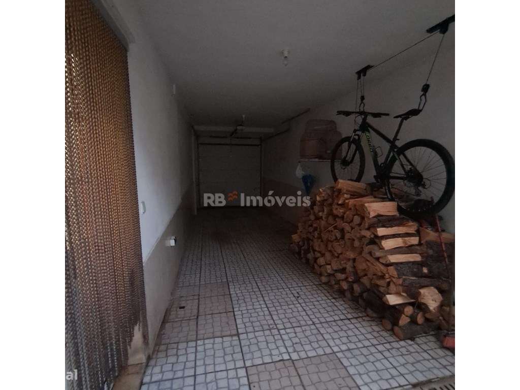 Moradia T4 no Entroncamento-26