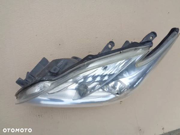 LAMPA PRZÓD LEWA  TOYOTA PRIUS III  NIEBIESKA - 2