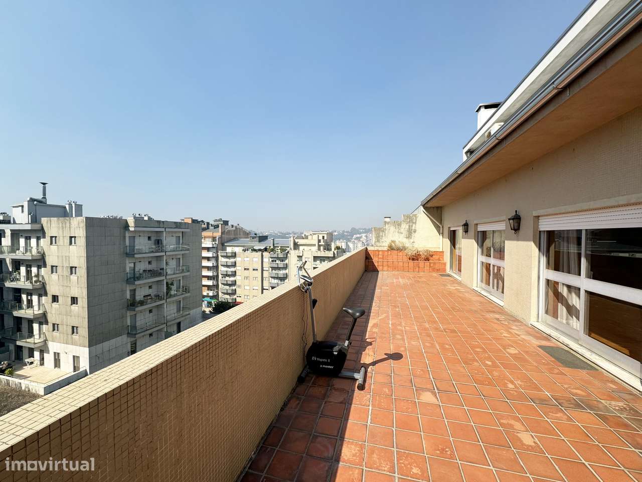 Duplex no Centro da Cidade de São João da Madeira-18