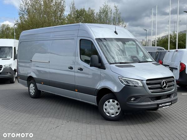 Mercedes-Benz Sprinter - 1