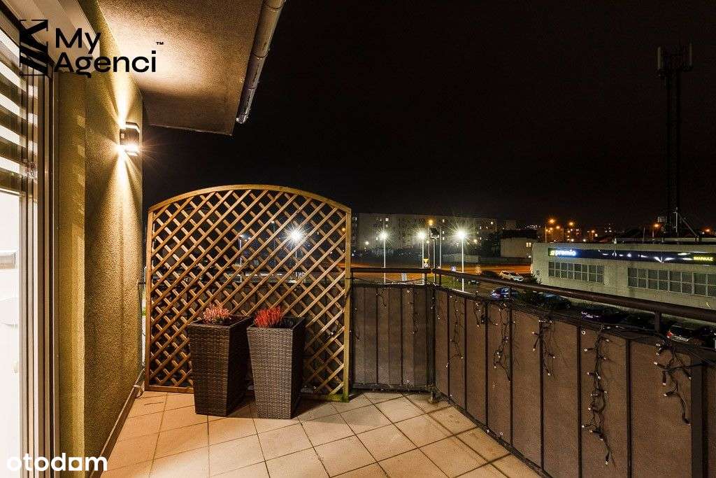 Rumia, ul. Gdańska - mieszkanie z komórką i halą-14