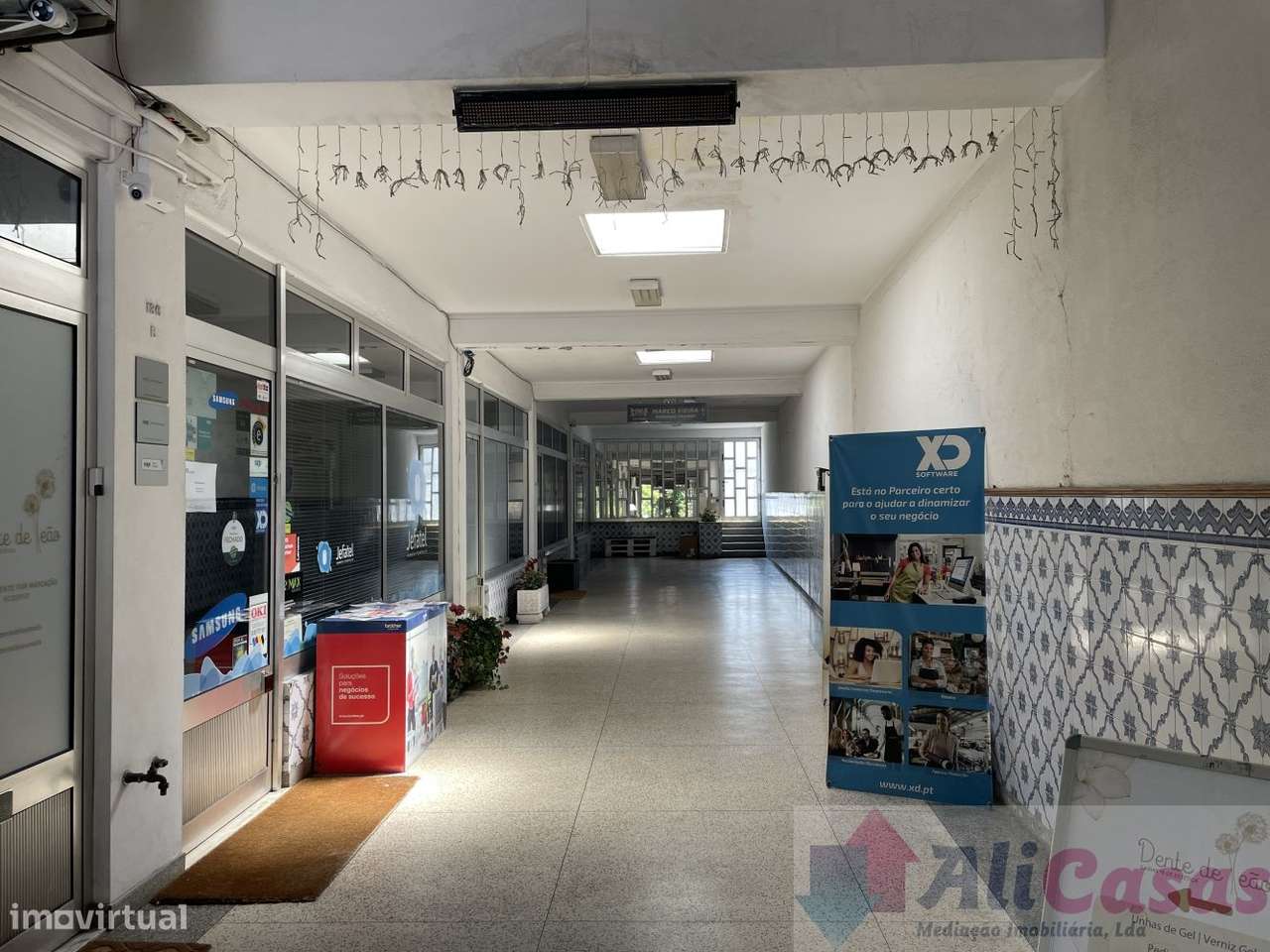 Loja com Montra e Cave - Grande imagem: 5/20