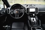 Porsche Cayenne Standard - 18