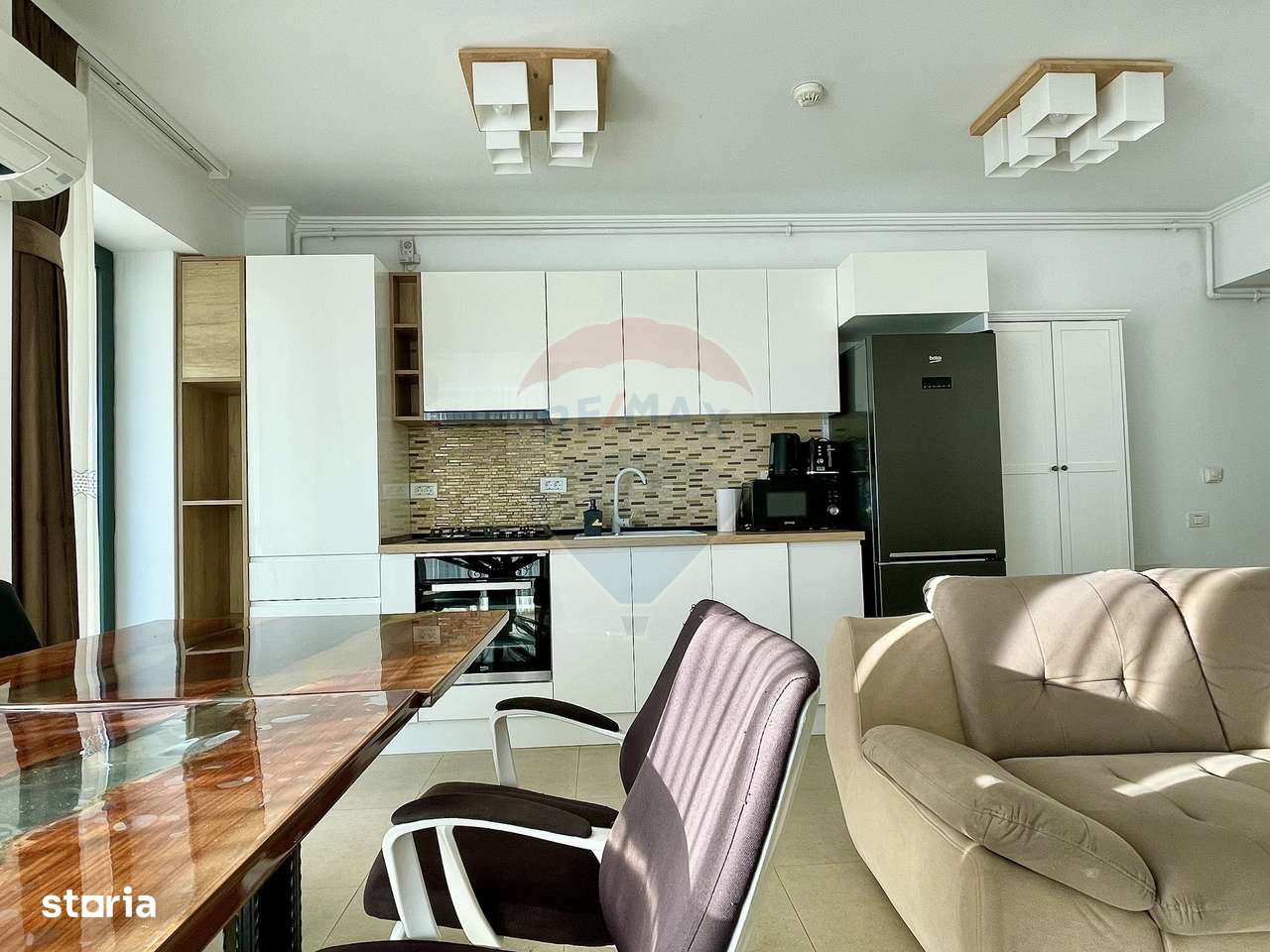 Apartament cu 2 camere de închiriat parcare inclusa termen lung Mamaia - Imagine principală: 5/9