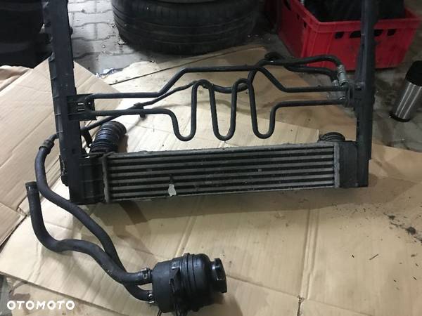 intercooler z obudową  BMW E91 2.0D - 3