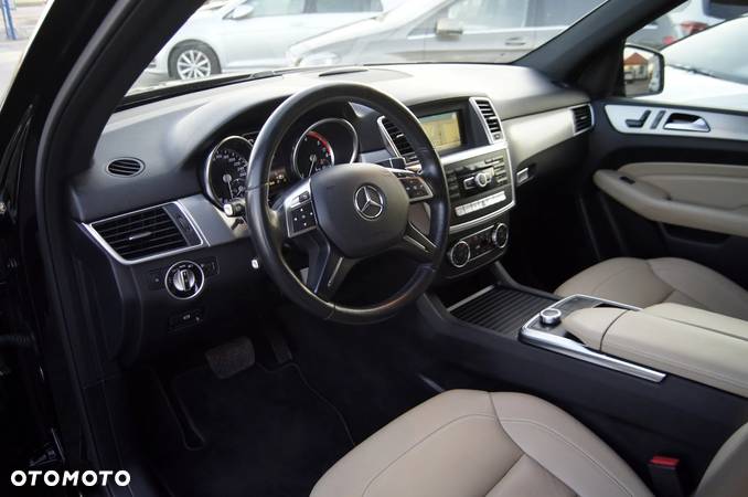 Mercedes-Benz ML 250 BlueTEC 4MATIC 7G-TRONIC - 7