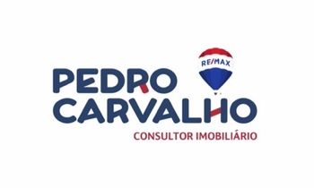 Pedro Carvalho - Remax Universal Logotipo