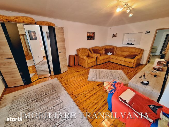Ap. 2 camere la casa, centru istoric, langa Primaria Bistrita-8