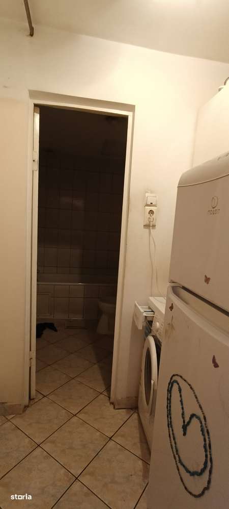 Casă/curte/garaj/Escalei-2