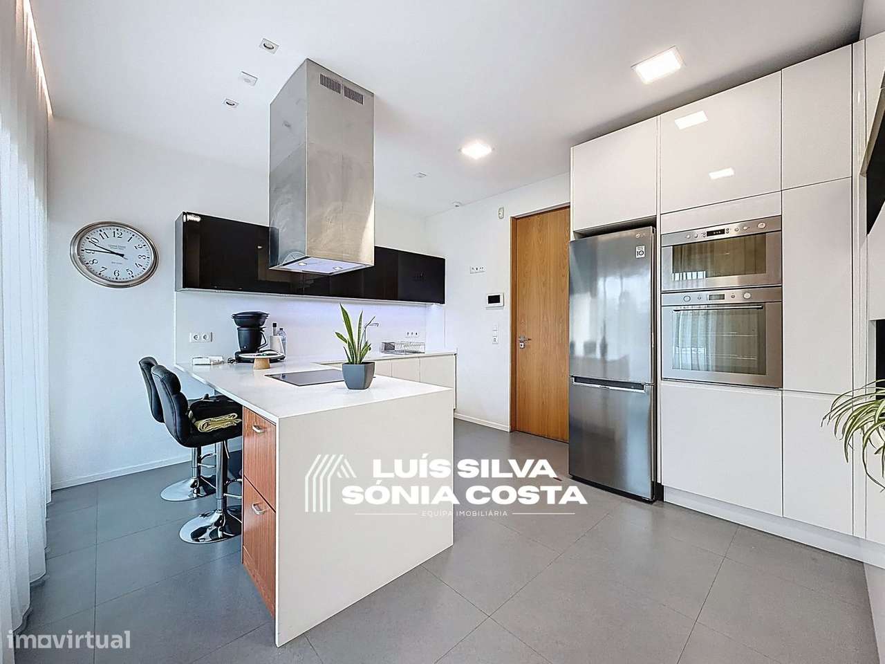 Moradia T3 em Avintes – Conforto, Tecnologia e Design...-14