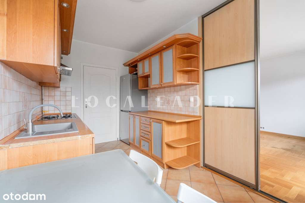 Duże dwupokojowe mieszkanie z balkonem i ogródkiem-5