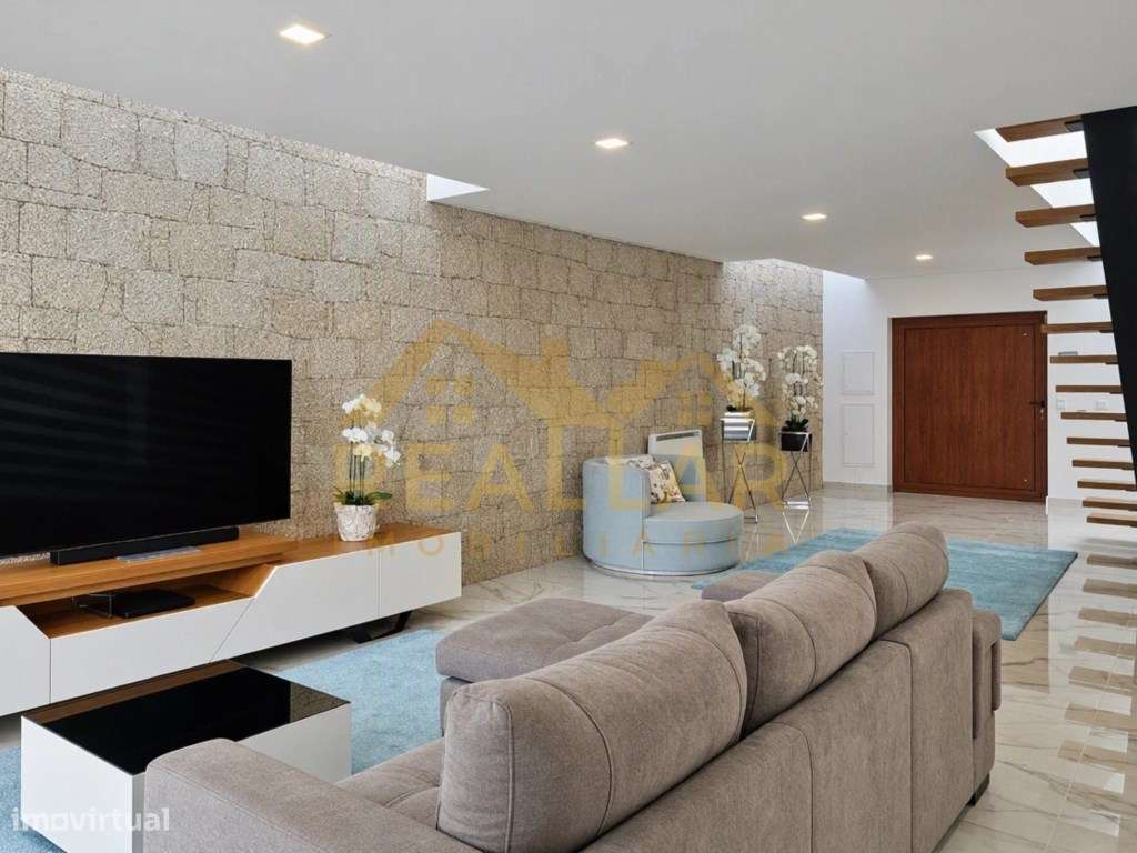Moradia T3 Exclusiva com Piscina e Terreno de 2.230 m2| Rio Mau, Vi...-7