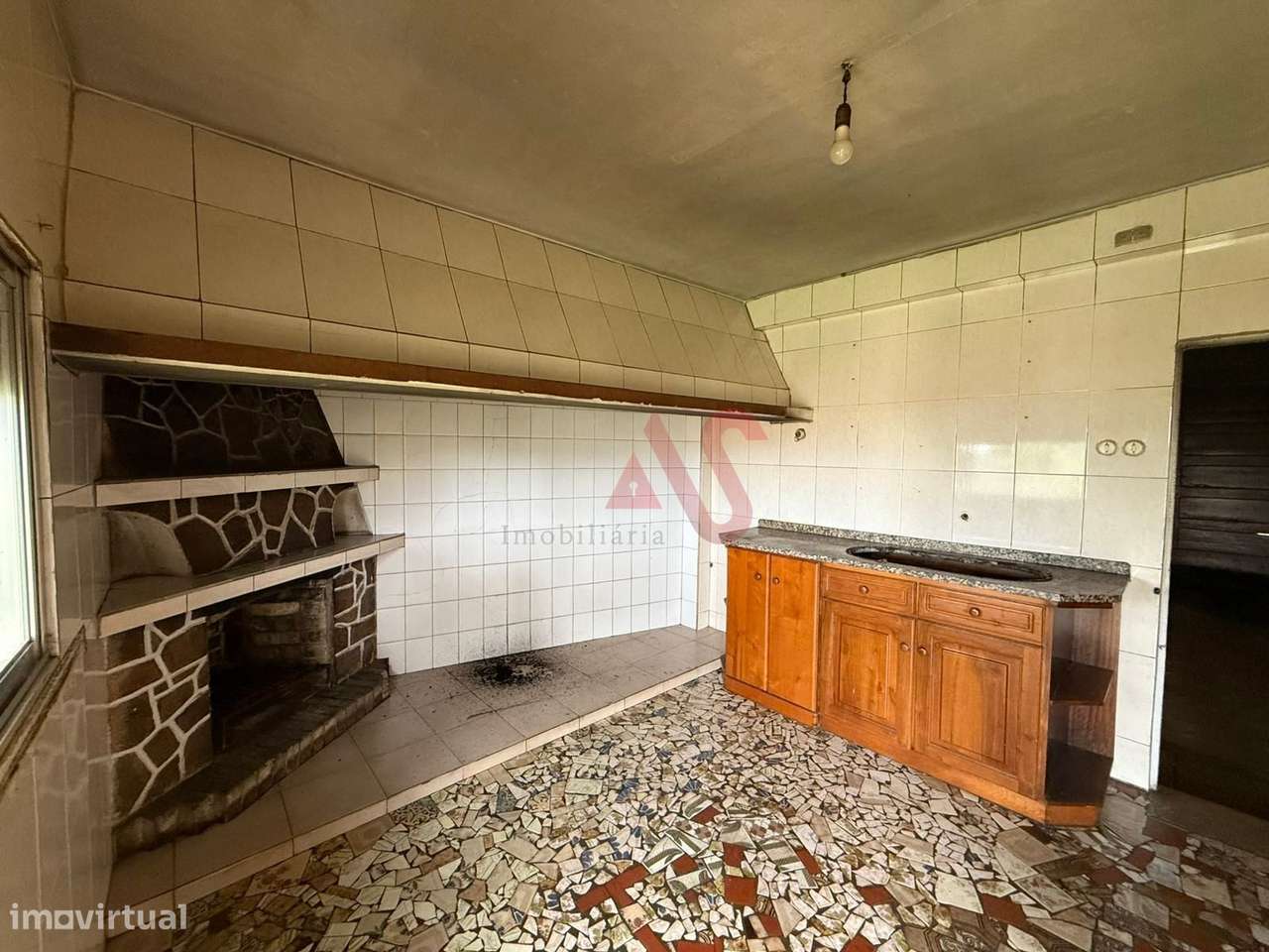 Moradia T2 com dois Pisos e 250m2 em Agrela, Santo Tirso | a 3 minutos - Grande imagem: 3/15