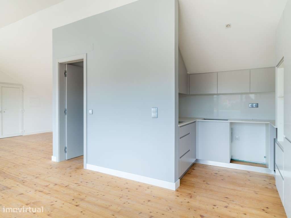 Apartamento 3 quartos, edifício com 6 apartamentos, Monte Estoril - Grande imagem: 4/21