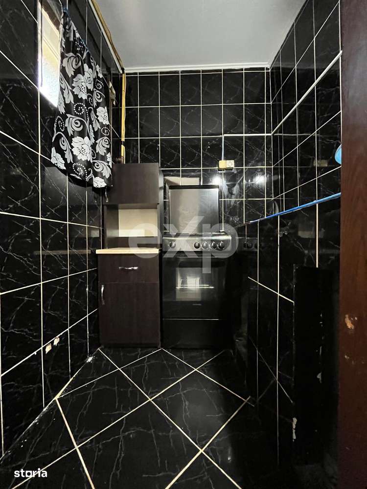 Vanzare 2 camere mobilat si utilat parter central Gaesti-7