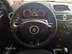 Renault Clio 1.2 16V Confort - 21