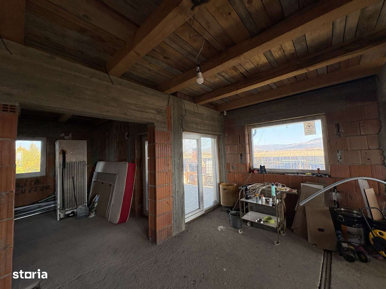 Casa moderna de vanzare in Prejmer - La Stejari-8