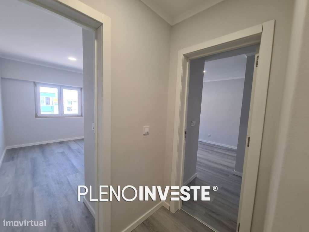 T4 totalmente remodelado na Amora-15