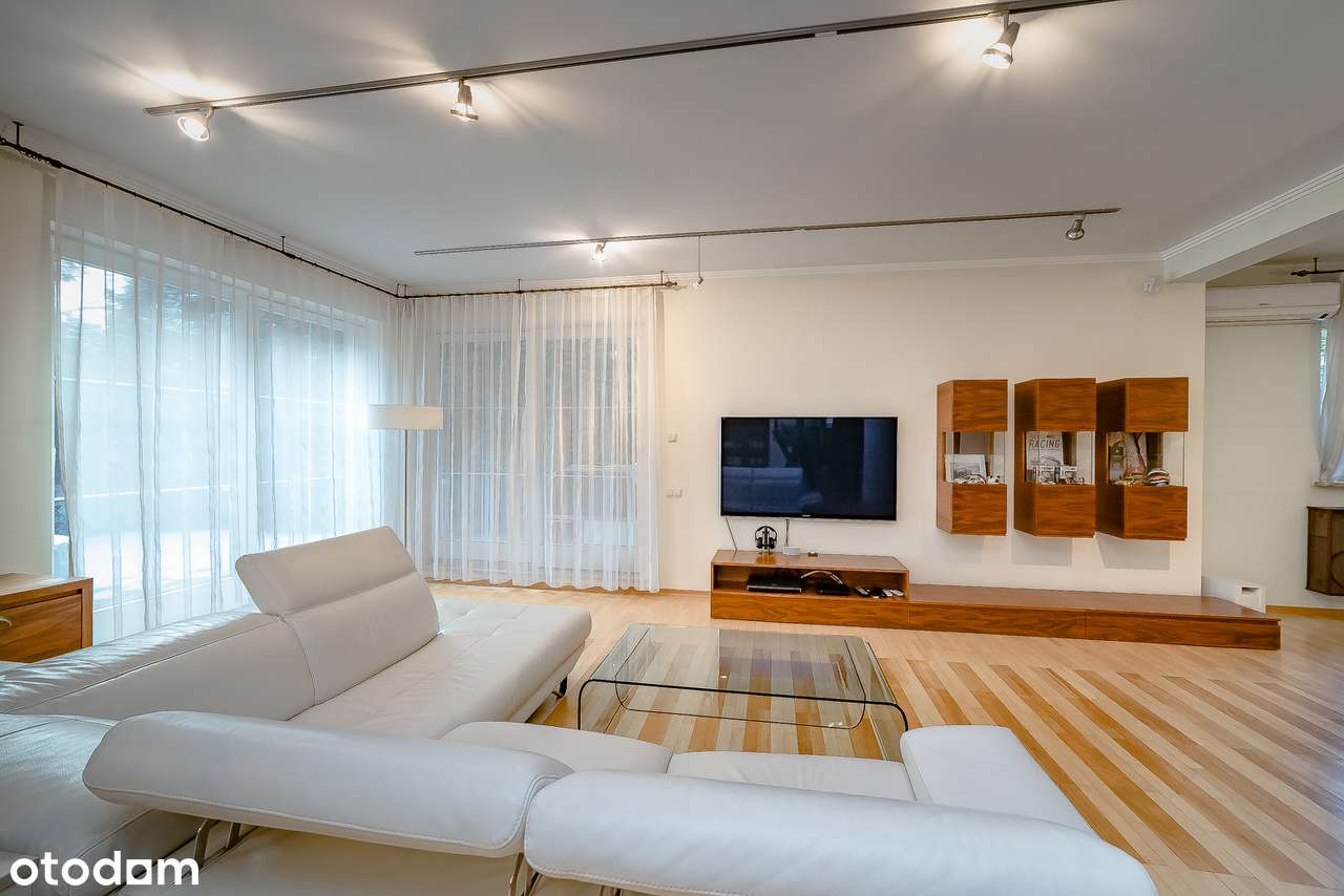 Katowice Podlesie. Reprezentacyjny dom w spokojnym miejscu-3