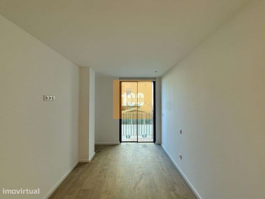 T2 duplex com jardim - Capelo Residences-21