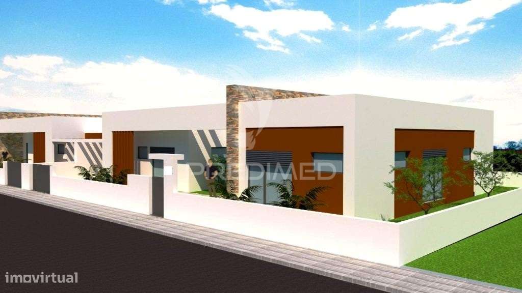 Moradia Isolada T4, c/Piscina e Box, em Oleiros - Azeitão - Grande imagem: 2/38