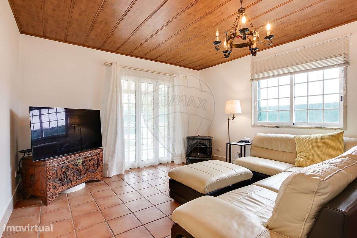 Moradia T4 para venda-6