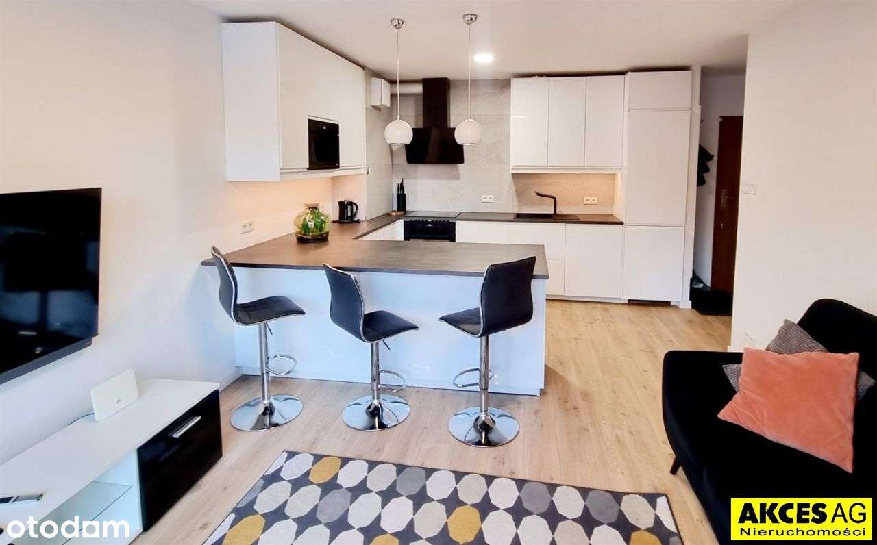 Tobbaco Park, ciche, miejsce garażowe, dwa balkony-0