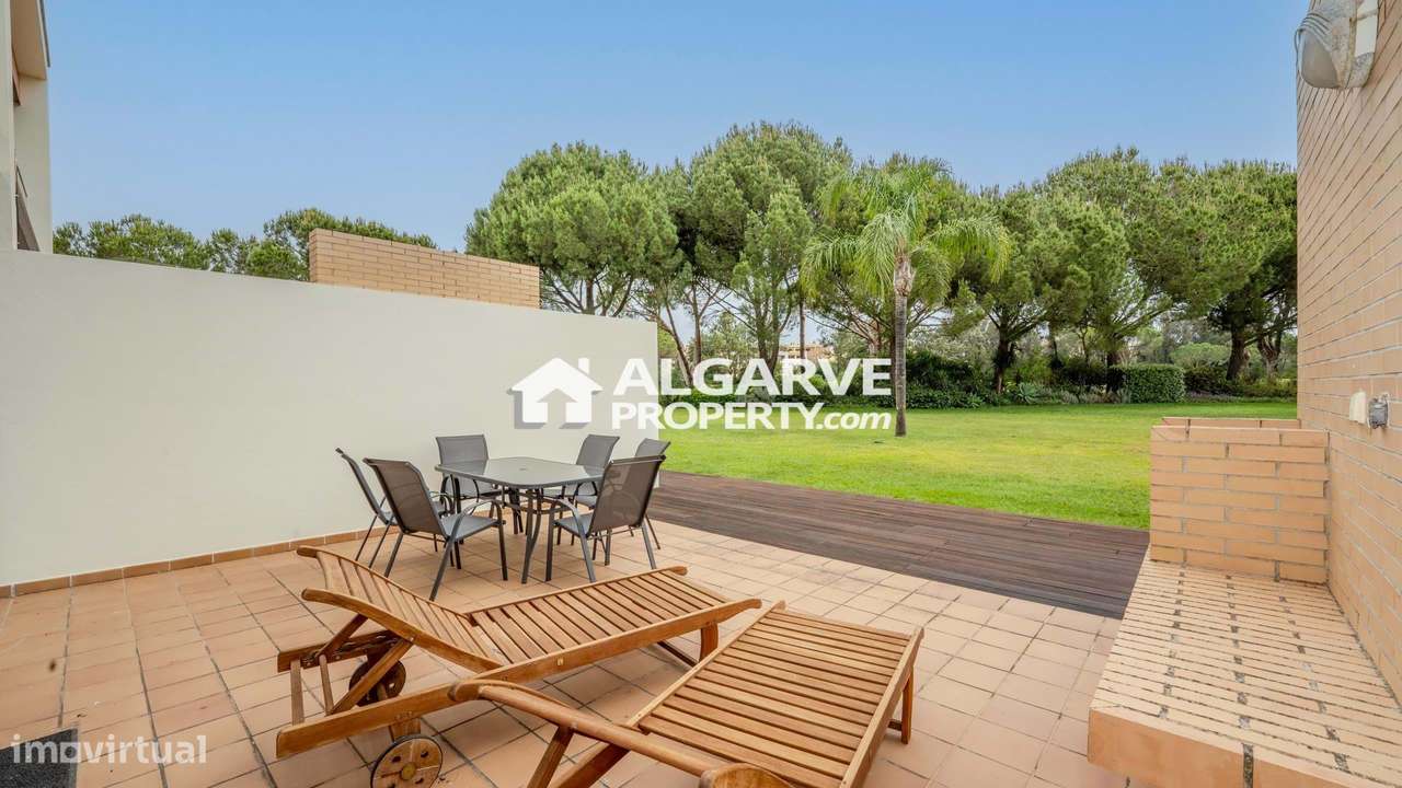 Moradia 5 Quartos no Golfe a poucos minutos da praia e marina de Vilam-30