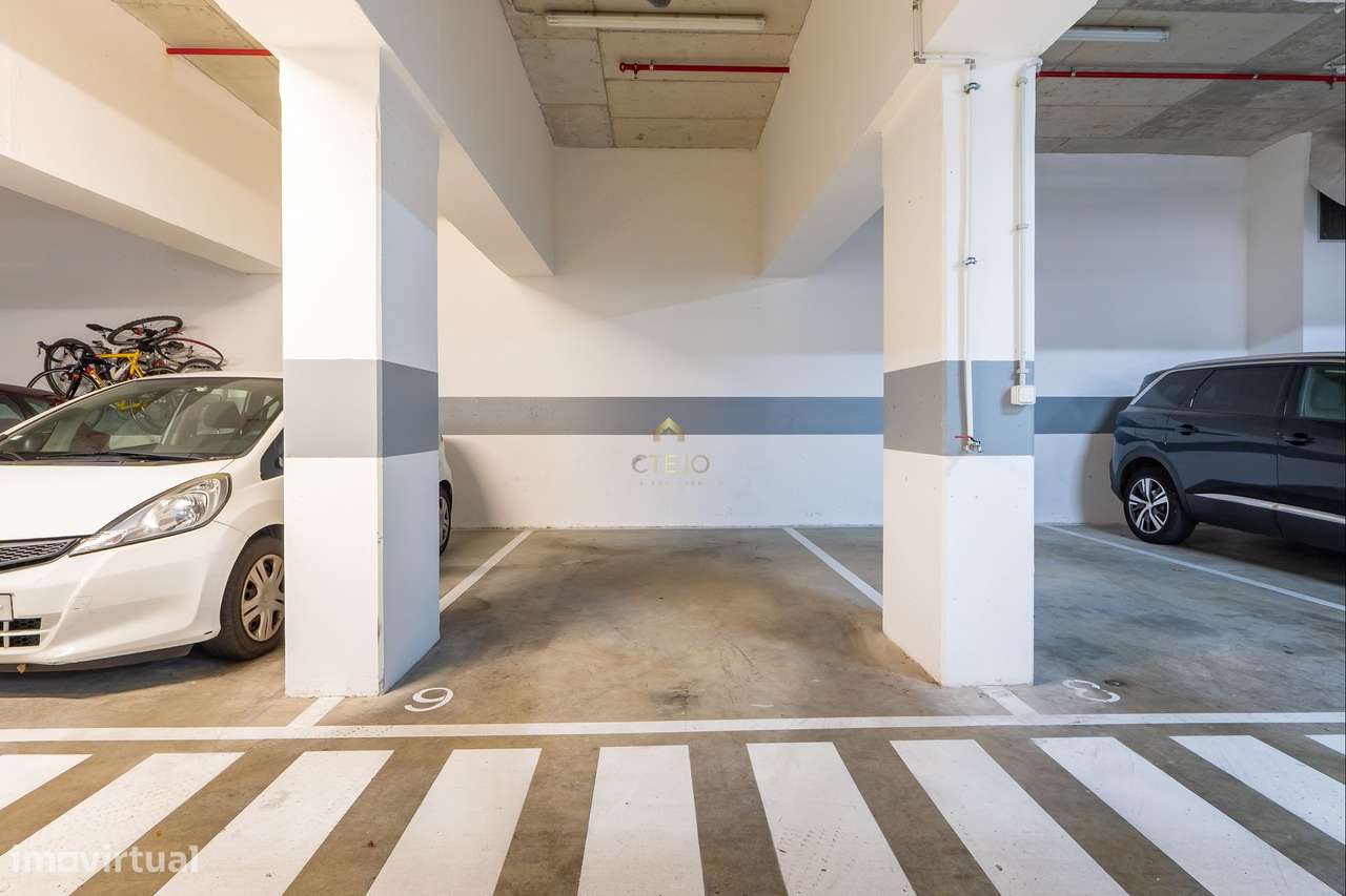 Fantástico T2 na Nova Urbanização Portela-33