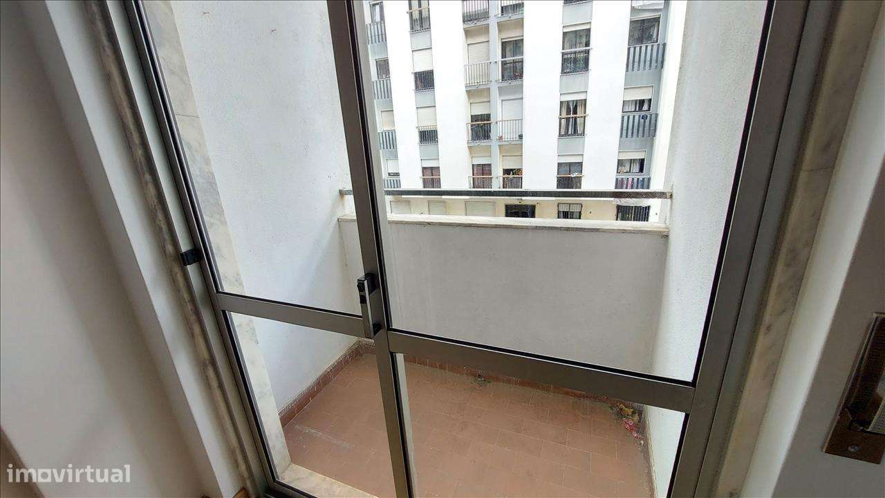Novamente em Comercialização T2 Rio de Mouro - Grande imagem: 5/15
