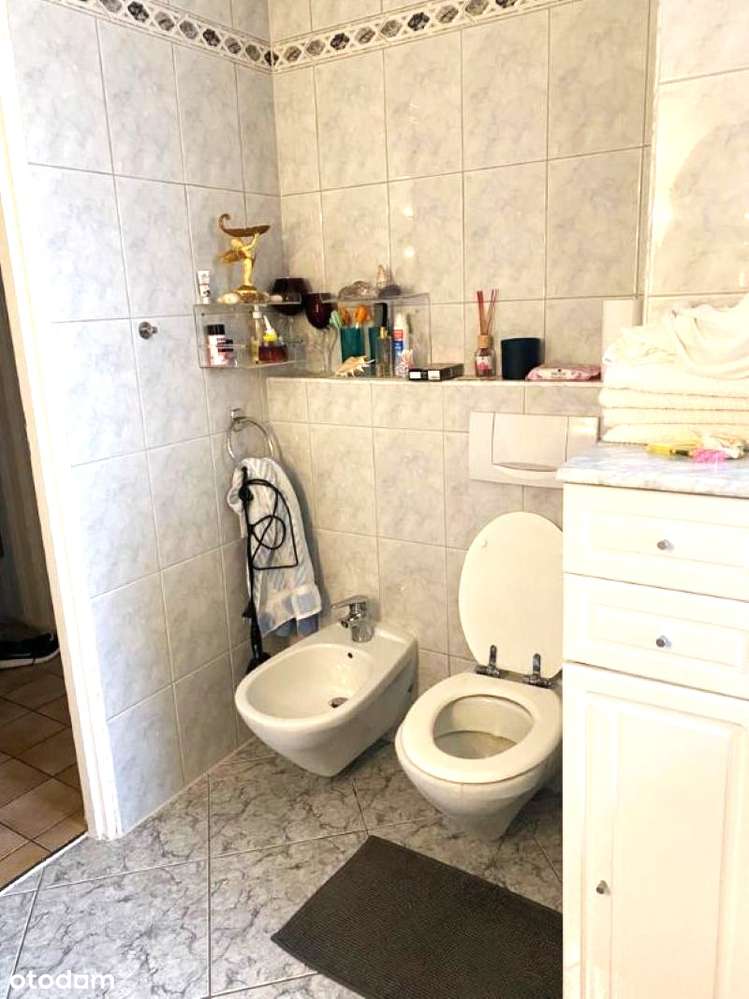 Stare Miasto, 2 pokoje, duży balkon, piwnica-9