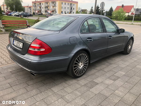 Mercedes-Benz Klasa E 200 Kompressor Classic - 3