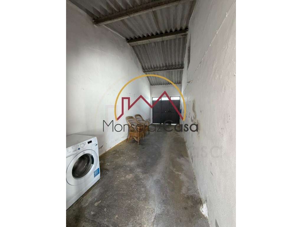 Moradia Térrea com Quintal e Garagem em Campinho-21